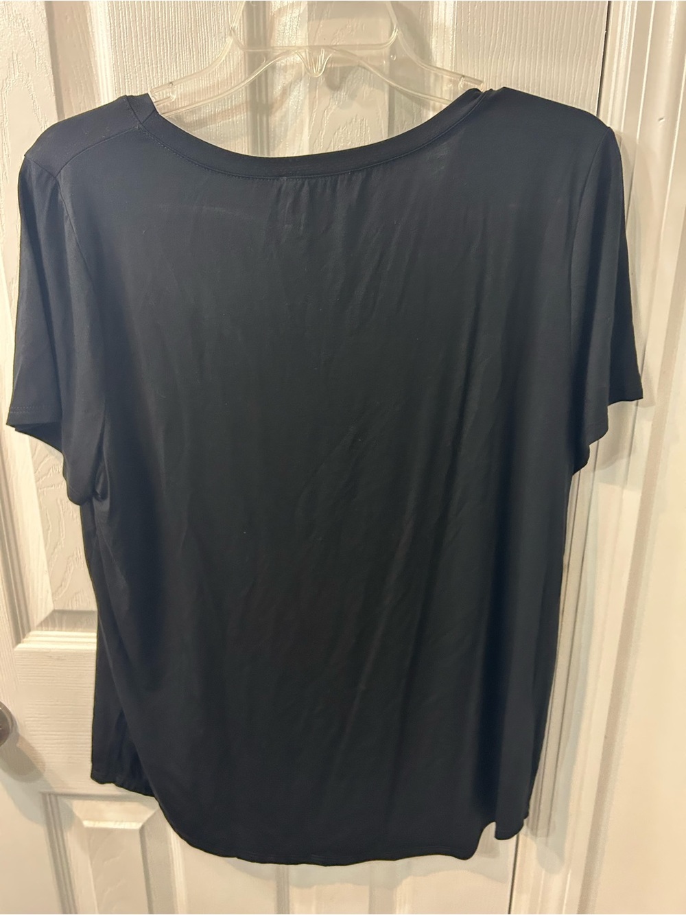 Green Envelope Black Short Sleeve Scoop Neck Tee - Picture 6 of 6